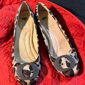 Ladies Dr. Scholl’s small wedge shoe